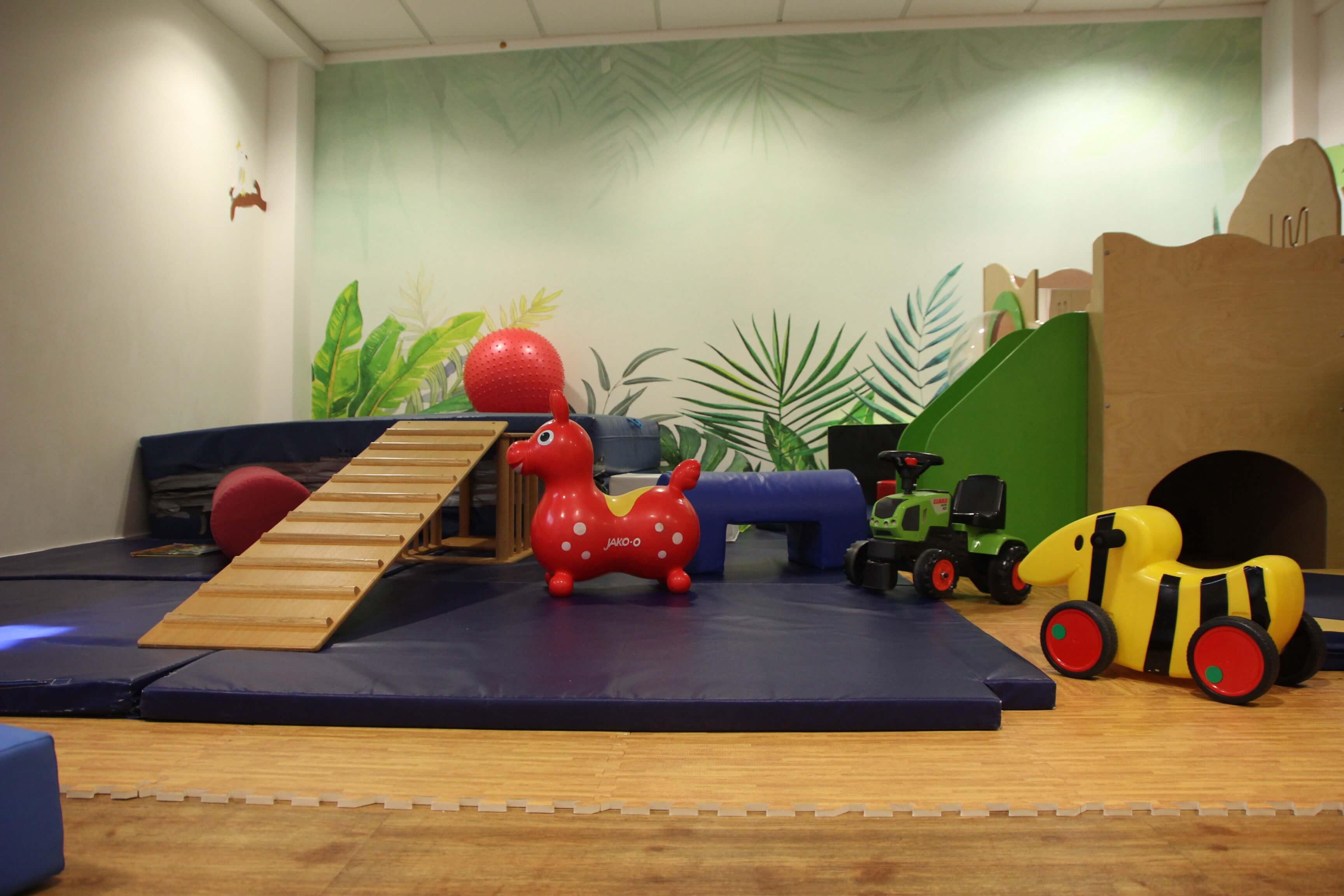 Bewegungsraum der kleinen Kinder in der Villa Kunterbunt.